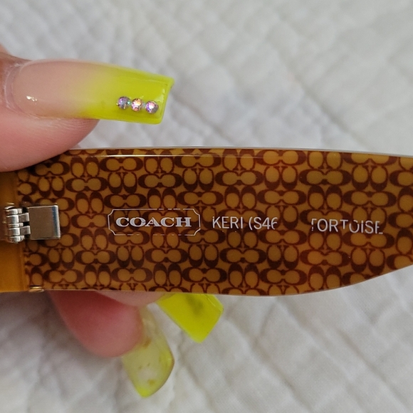 Coach Sunglasses - Picture 3 of 5